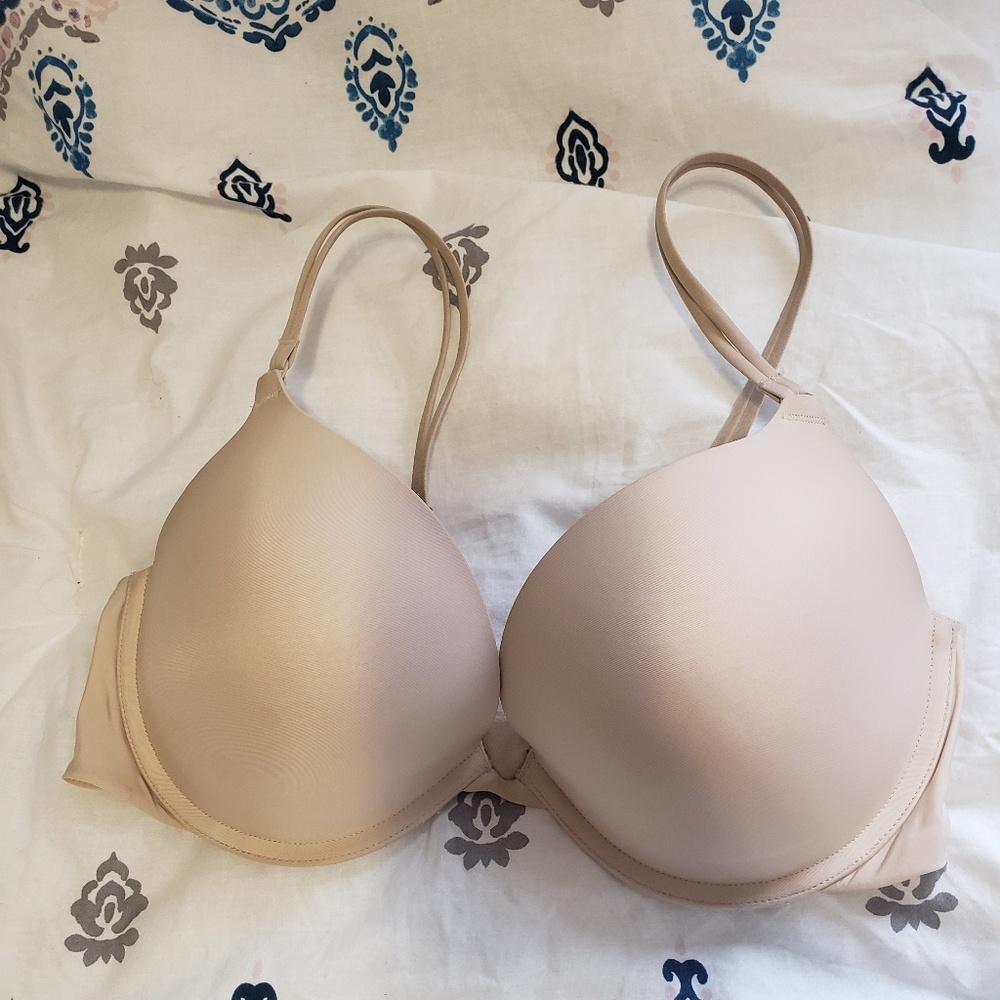 VS 34DD Nude Bra